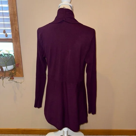 White House Black Market Plum/Burgundy Cardigan - Picture 2 of 11